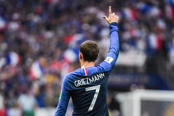 运动员脸上 运动员脸上